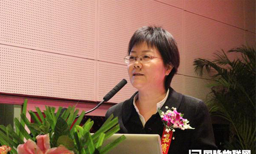 永乐高ylg888888互联总经理、首席规划师郑爱军在现场发布《第四届（2014）中国智慧城市发展水平评估报告》
